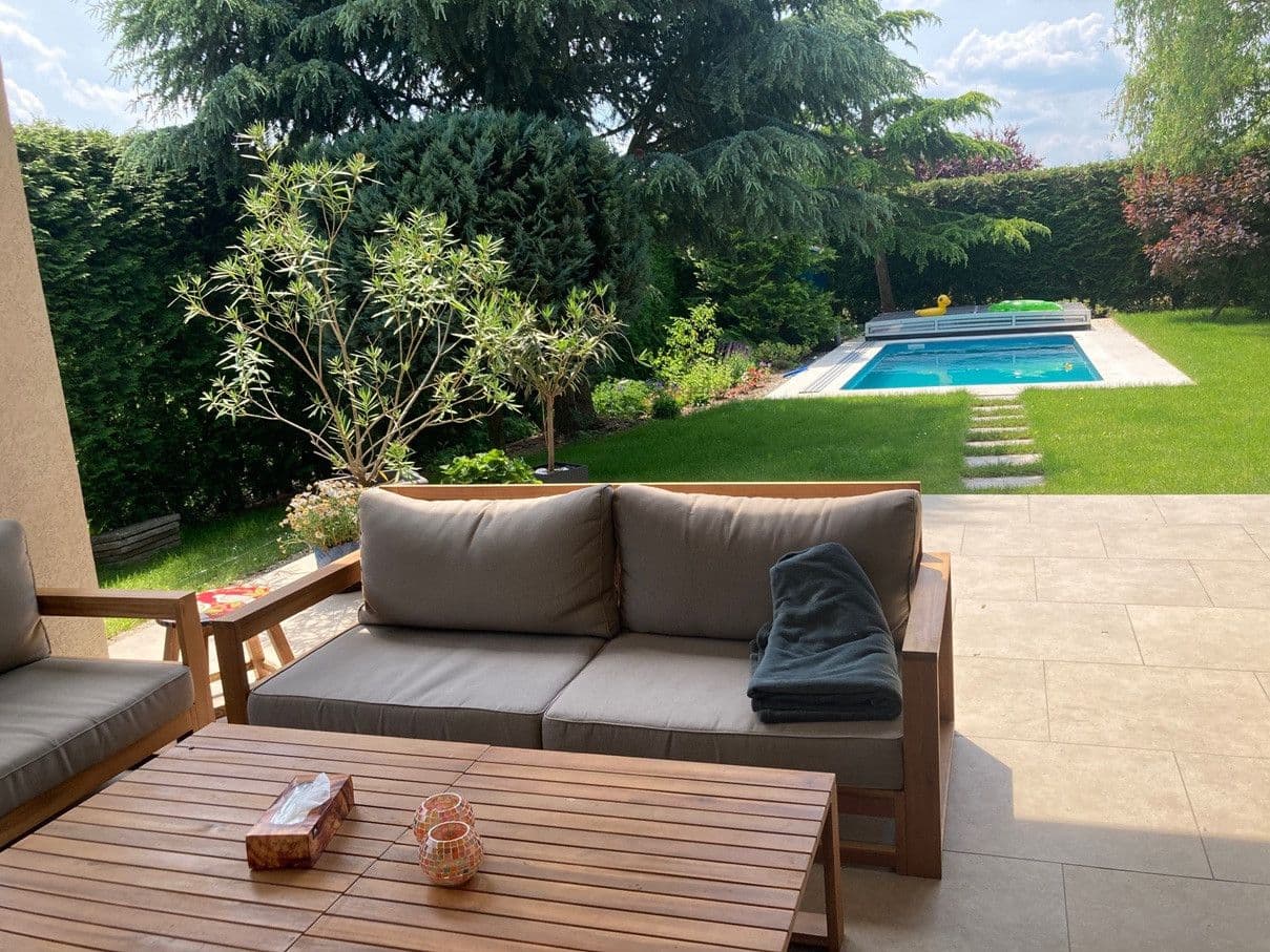 Pronájem domu 265 m², pozemek 644 m², Mokropeská, Černošice, Středočeský kraj Pronájem domu 265 m², pozemek 644 m², Mokropeská, Černošice, Středočeský kraj