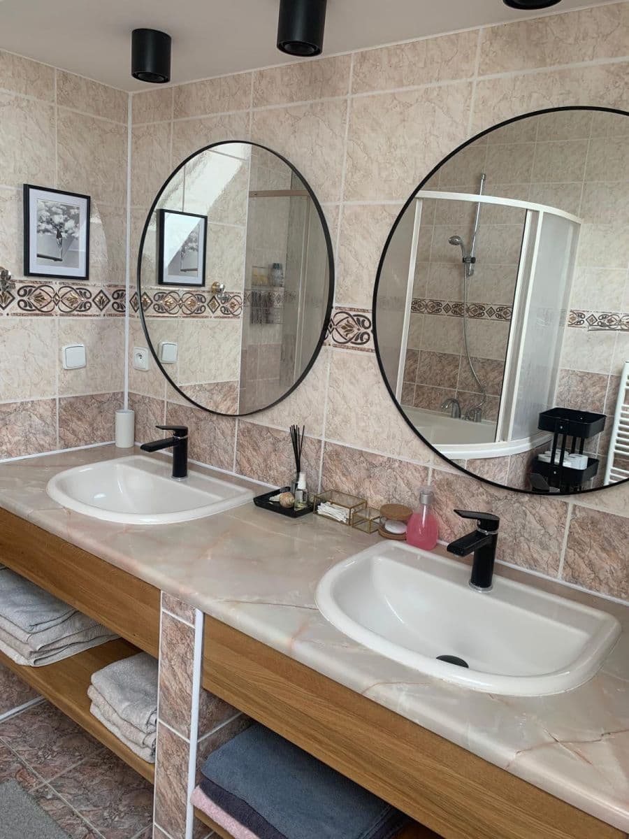Pronájem domu 265 m², pozemek 644 m², Mokropeská, Černošice, Středočeský kraj Pronájem domu 265 m², pozemek 644 m², Mokropeská, Černošice, Středočeský kraj