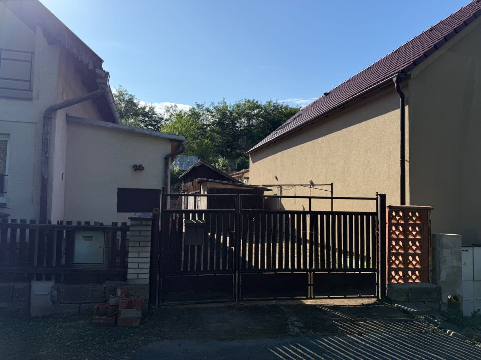 Prodej domu 161 m², pozemek 557 m², Okřesaneč, Středočeský kraj Prodej domu 161 m², pozemek 557 m², Okřesaneč, Středočeský kraj
