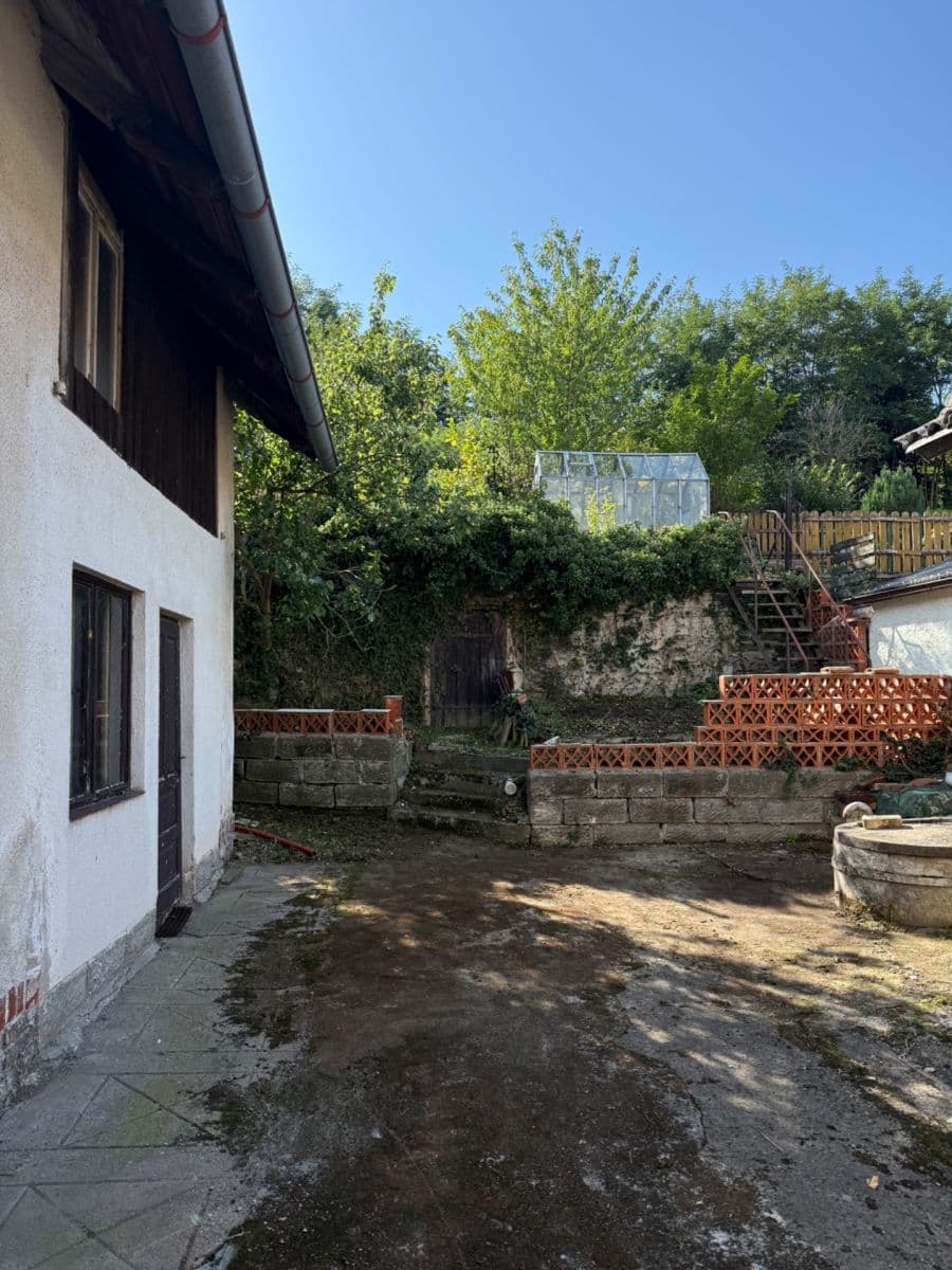 Prodej domu 161 m², pozemek 557 m², Okřesaneč, Středočeský kraj Prodej domu 161 m², pozemek 557 m², Okřesaneč, Středočeský kraj