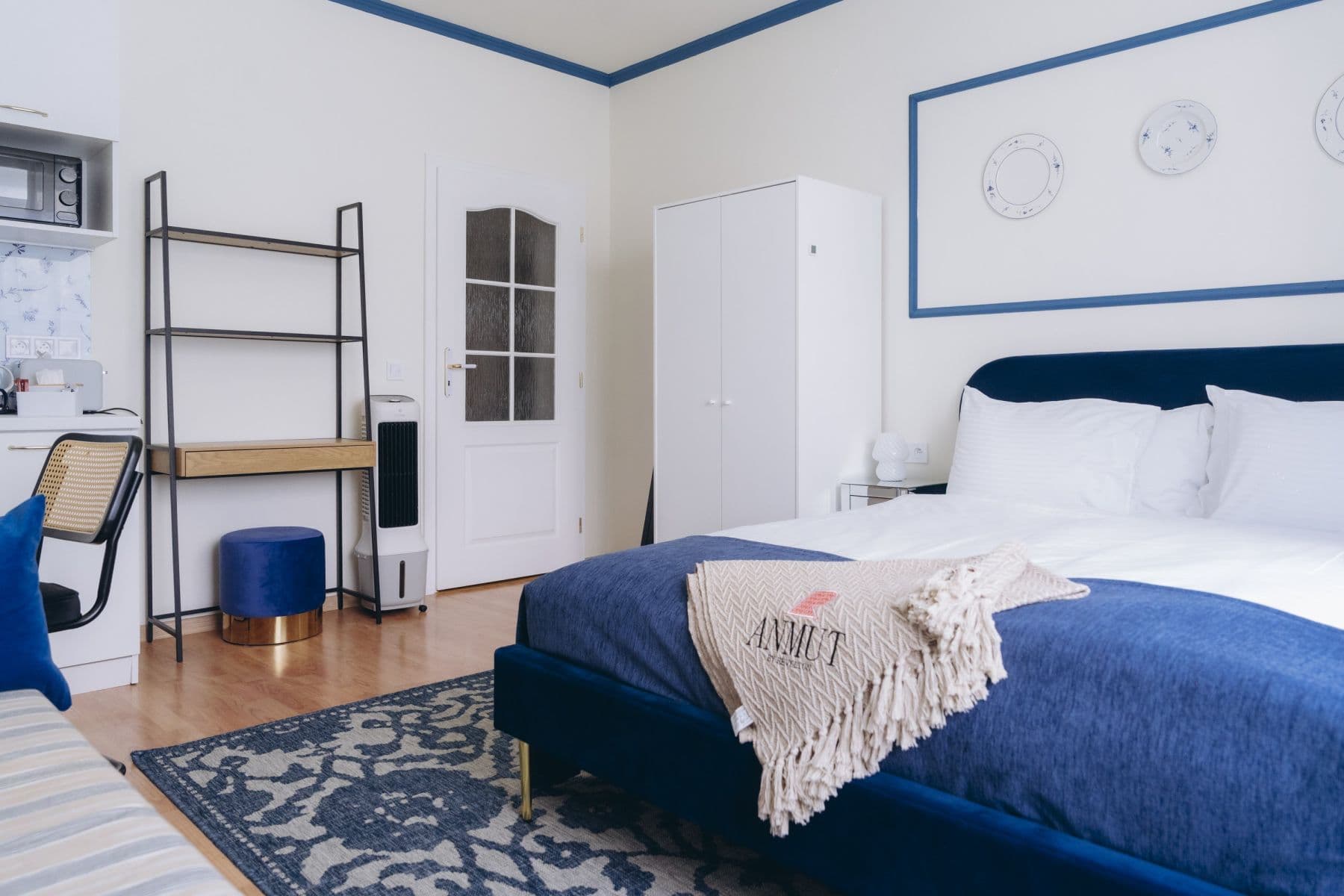 Pronájem bytu 25 m², Bulharská, Karlovy Vary, Karlovarský kraj Pronájem bytu 25 m², Bulharská, Karlovy Vary, Karlovarský kraj