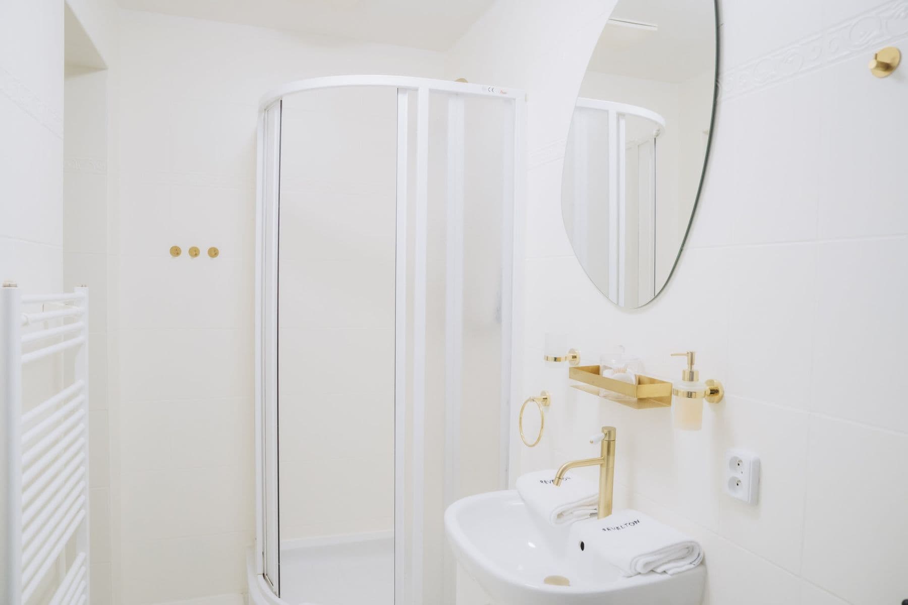 Pronájem bytu 27 m², Bulharská, Karlovy Vary, Karlovarský kraj Pronájem bytu 27 m², Bulharská, Karlovy Vary, Karlovarský kraj