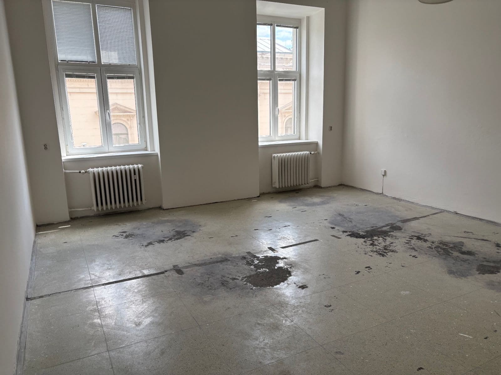 Pronájem kanceláře 118 m², Kounicova, Brno, Jihomoravský kraj Pronájem kanceláře 118 m², Kounicova, Brno, Jihomoravský kraj
