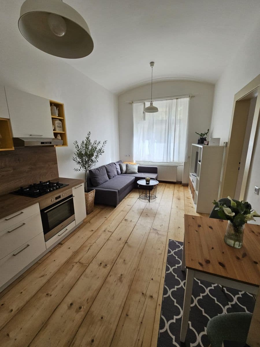 Prodej bytu 2+kk 51 m², Bubenečská, Praha, Praha Prodej bytu 2+kk 51 m², Bubenečská, Praha, Praha