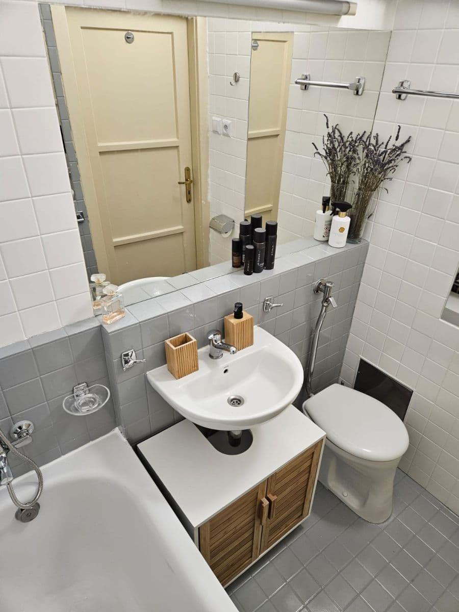Prodej bytu 2+kk 51 m², Bubenečská, Praha, Praha Prodej bytu 2+kk 51 m², Bubenečská, Praha, Praha