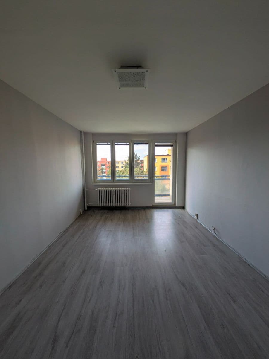 Pronájem bytu 3+1 66 m², Snopkova, Praha, Praha Pronájem bytu 3+1 66 m², Snopkova, Praha, Praha