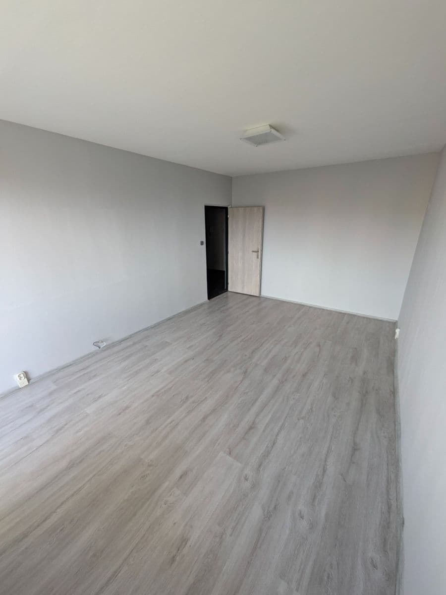 Pronájem bytu 3+1 66 m², Snopkova, Praha, Praha Pronájem bytu 3+1 66 m², Snopkova, Praha, Praha