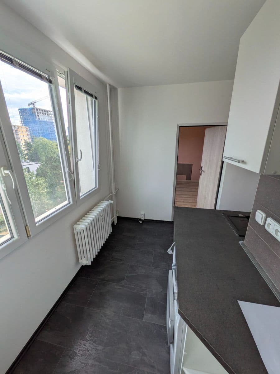 Pronájem bytu 3+1 66 m², Snopkova, Praha, Praha Pronájem bytu 3+1 66 m², Snopkova, Praha, Praha