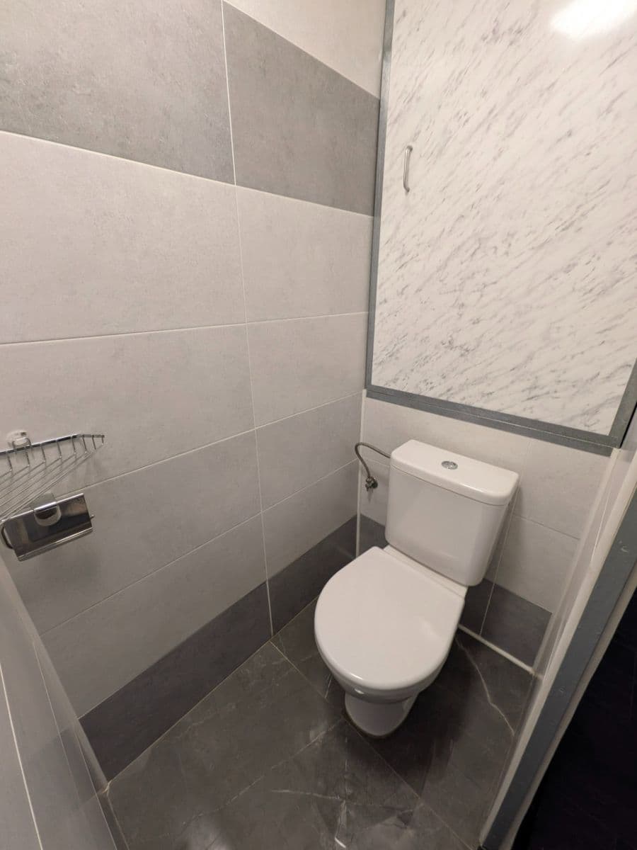 Pronájem bytu 3+1 66 m², Snopkova, Praha, Praha Pronájem bytu 3+1 66 m², Snopkova, Praha, Praha