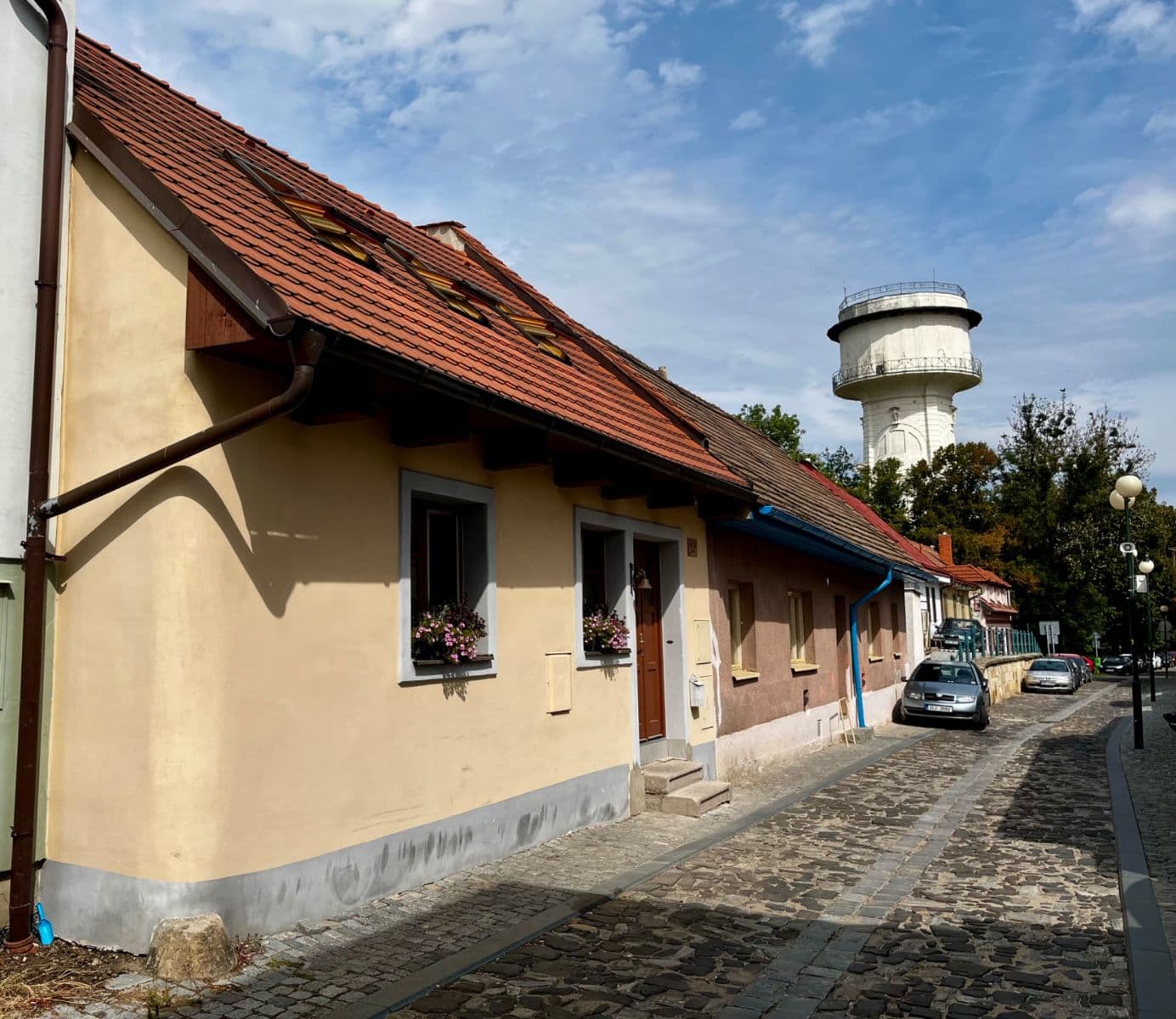 Prodej domu 130 m², pozemek 300 m², Jízdecká, Nymburk, Středočeský kraj Prodej domu 130 m², pozemek 300 m², Jízdecká, Nymburk, Středočeský kraj