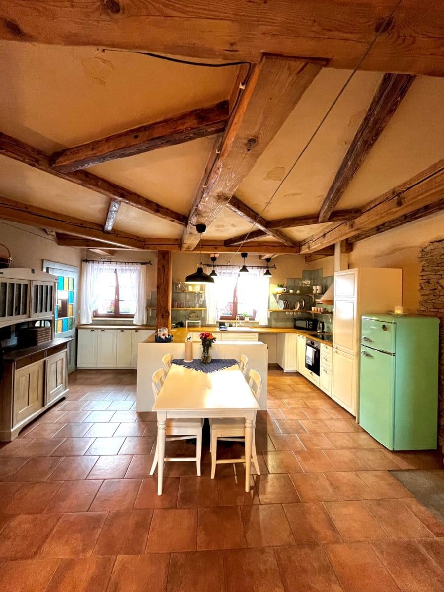 Prodej domu 130 m², pozemek 300 m², Jízdecká, Nymburk, Středočeský kraj Prodej domu 130 m², pozemek 300 m², Jízdecká, Nymburk, Středočeský kraj