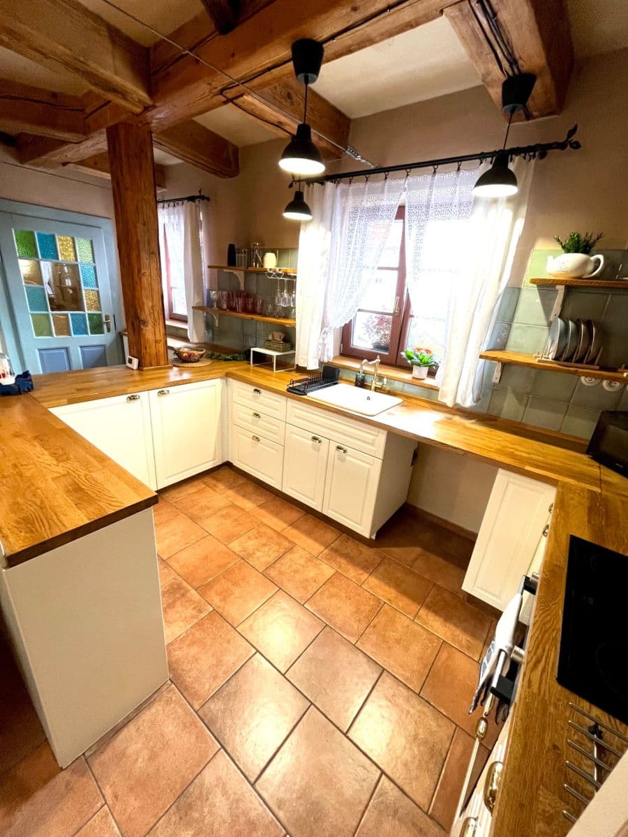 Prodej domu 130 m², pozemek 300 m², Jízdecká, Nymburk, Středočeský kraj Prodej domu 130 m², pozemek 300 m², Jízdecká, Nymburk, Středočeský kraj