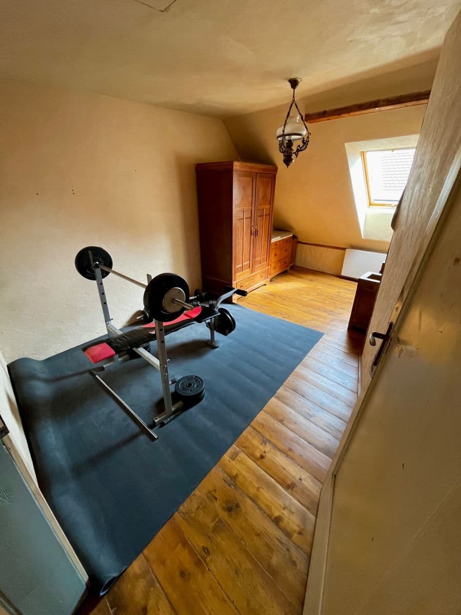 Prodej domu 130 m², pozemek 300 m², Jízdecká, Nymburk, Středočeský kraj Prodej domu 130 m², pozemek 300 m², Jízdecká, Nymburk, Středočeský kraj