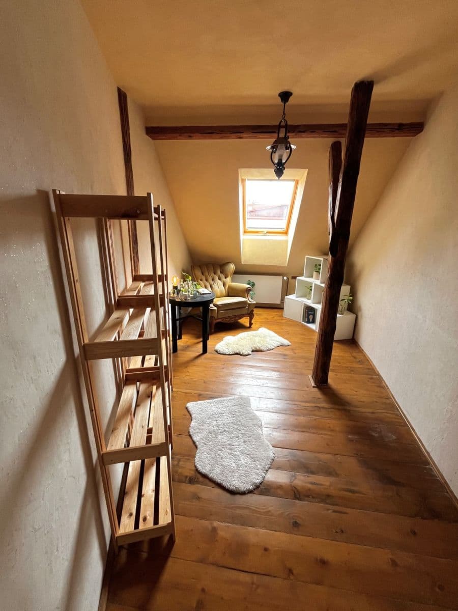 Prodej domu 130 m², pozemek 300 m², Jízdecká, Nymburk, Středočeský kraj Prodej domu 130 m², pozemek 300 m², Jízdecká, Nymburk, Středočeský kraj