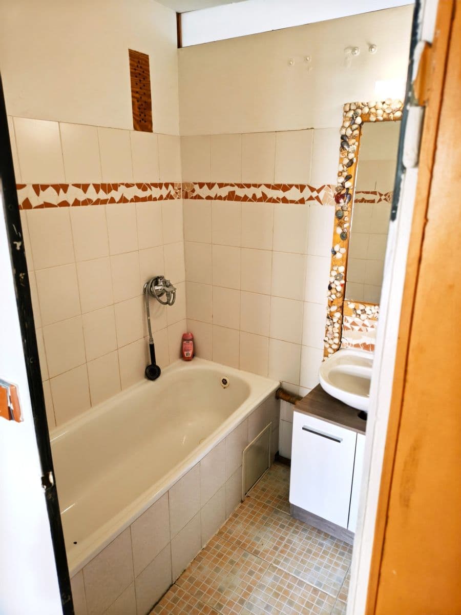Prodej bytu 3+1 67 m², Lovosická, Praha, Praha Prodej bytu 3+1 67 m², Lovosická, Praha, Praha