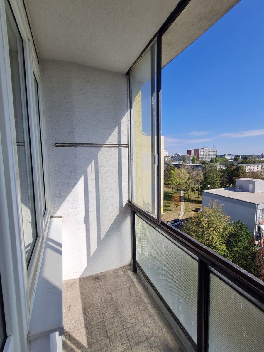 Pronájem bytu 2+1 60 m², Komárnická, Ružinov, Bratislavský kraj Pronájem bytu 2+1 60 m², Komárnická, Ružinov, Bratislavský kraj