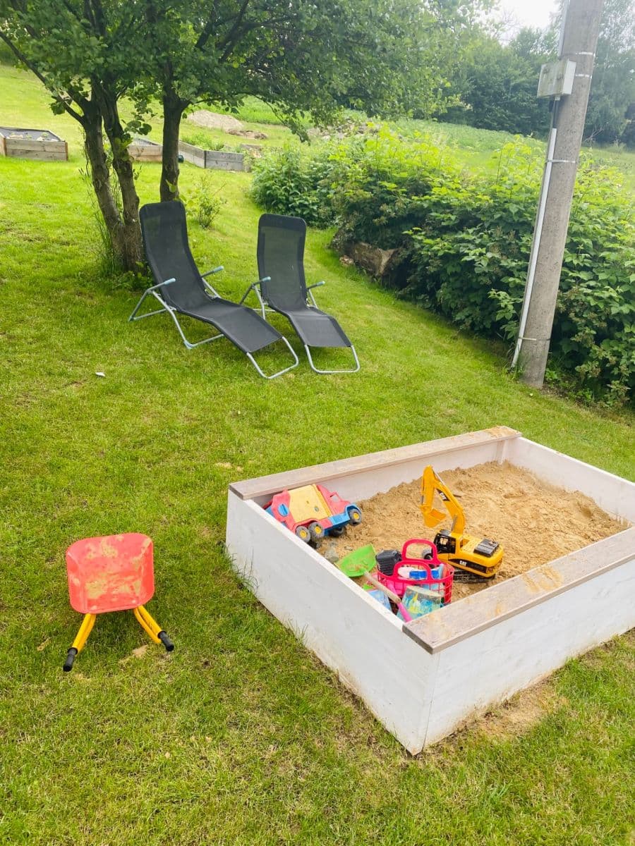 Prodej domu 120 m², pozemek 5.000 m², Třinec, Moravskoslezský kraj Prodej domu 120 m², pozemek 5.000 m², Třinec, Moravskoslezský kraj