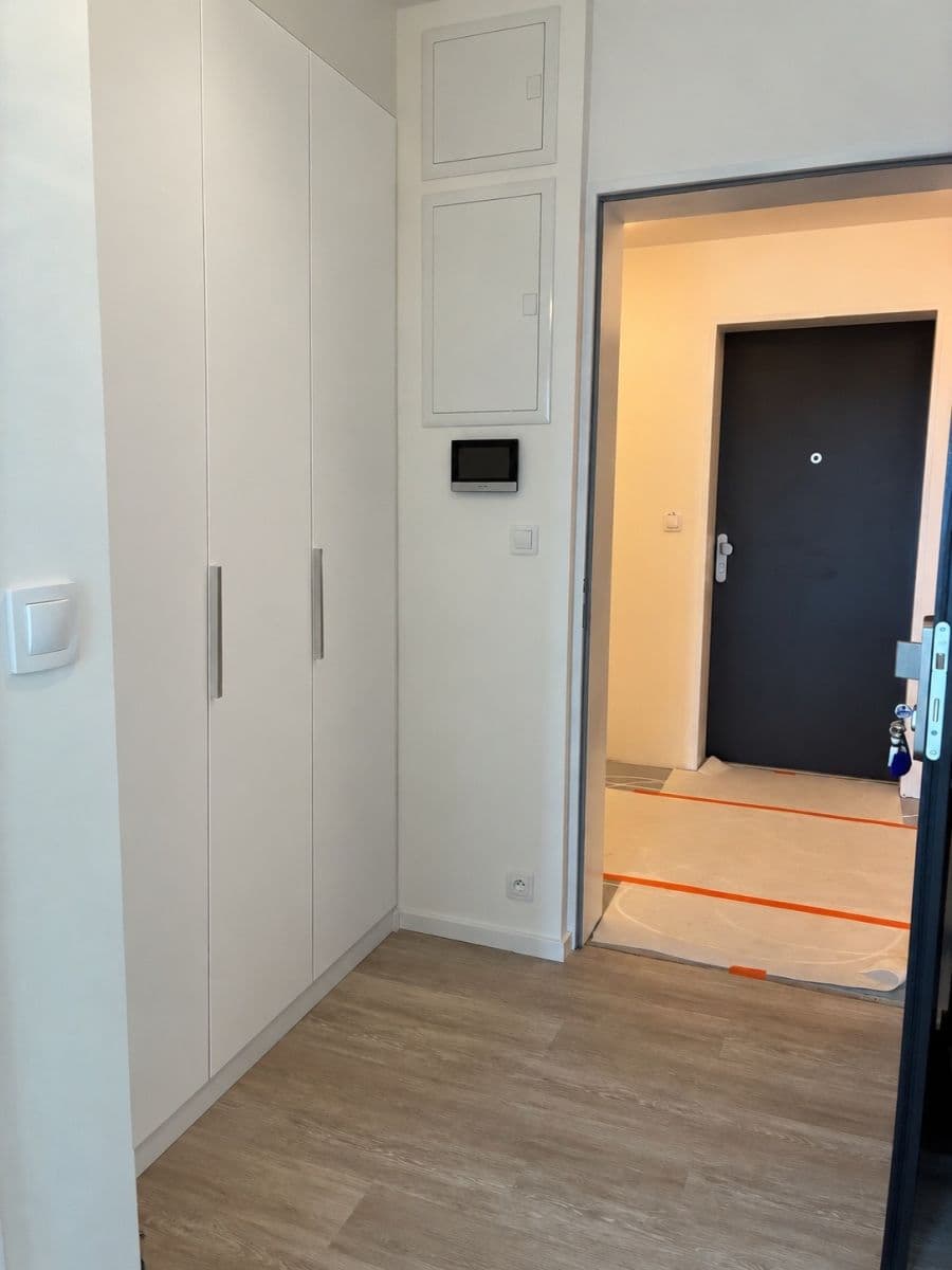 Pronájem bytu 1+kk 27 m², Mladoboleslavská, Praha, Praha Pronájem bytu 1+kk 27 m², Mladoboleslavská, Praha, Praha