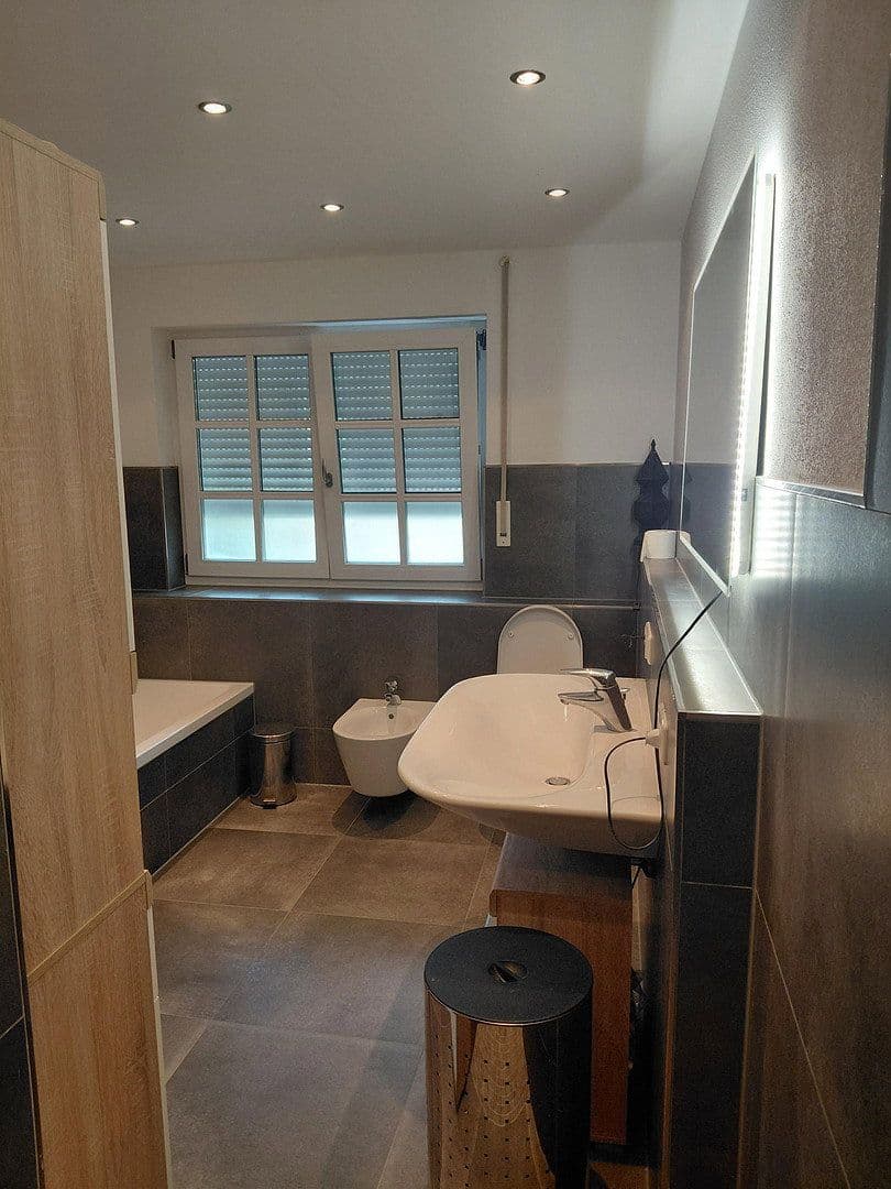 Prodej domu 139 m², pozemek 316 m², Ergolding, Bavorsko Prodej domu 139 m², pozemek 316 m², Ergolding, Bavorsko