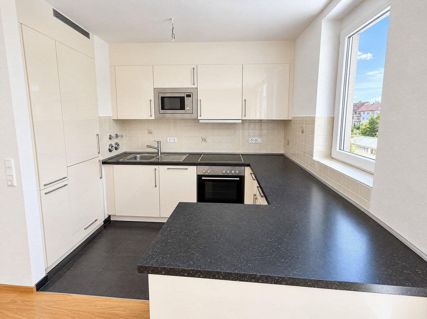 Prodej bytu 2+1 63 m², Karlsruhe, Bádensko-Württembersko Prodej bytu 2+1 63 m², Karlsruhe, Bádensko-Württembersko