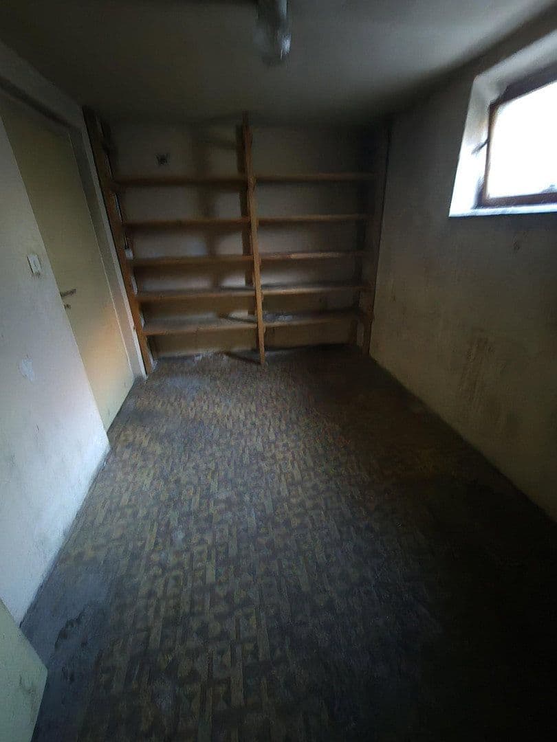 Prodej domu 120 m², pozemek 300 m², Kirchstraße 3, Roßleben-Wiehe, Durynsko Prodej domu 120 m², pozemek 300 m², Kirchstraße 3, Roßleben-Wiehe, Durynsko