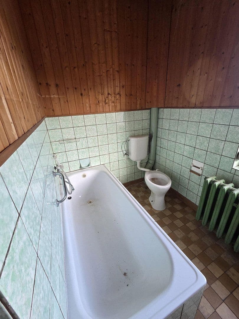 Prodej domu 120 m², pozemek 300 m², Kirchstraße 3, Roßleben-Wiehe, Durynsko Prodej domu 120 m², pozemek 300 m², Kirchstraße 3, Roßleben-Wiehe, Durynsko