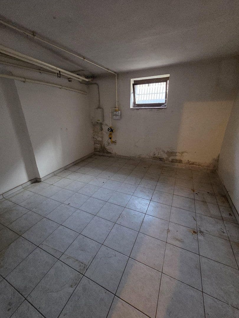 Prodej domu 120 m², pozemek 300 m², Kirchstraße 3, Roßleben-Wiehe, Durynsko Prodej domu 120 m², pozemek 300 m², Kirchstraße 3, Roßleben-Wiehe, Durynsko