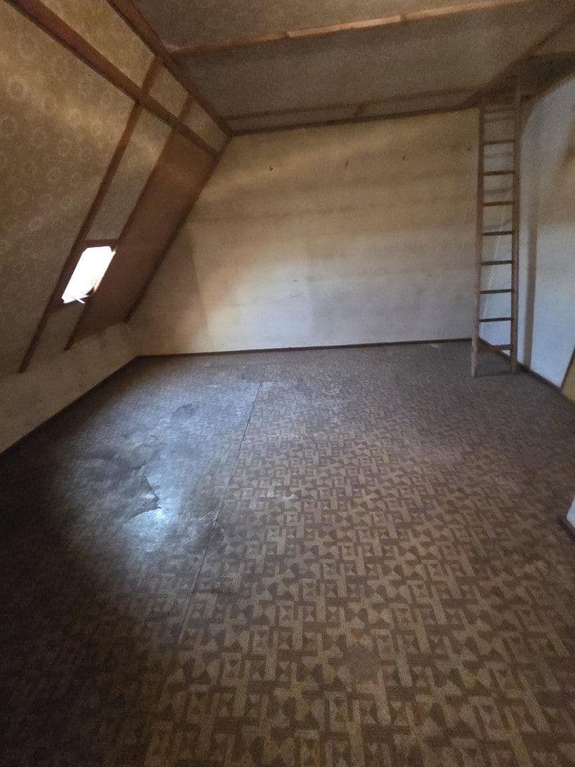Prodej domu 120 m², pozemek 300 m², Kirchstraße 3, Roßleben-Wiehe, Durynsko Prodej domu 120 m², pozemek 300 m², Kirchstraße 3, Roßleben-Wiehe, Durynsko