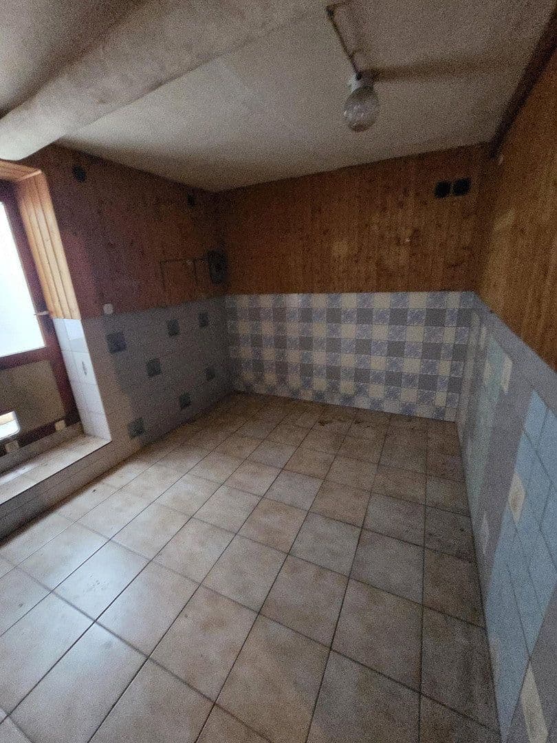 Prodej domu 120 m², pozemek 300 m², Kirchstraße 3, Roßleben-Wiehe, Durynsko Prodej domu 120 m², pozemek 300 m², Kirchstraße 3, Roßleben-Wiehe, Durynsko