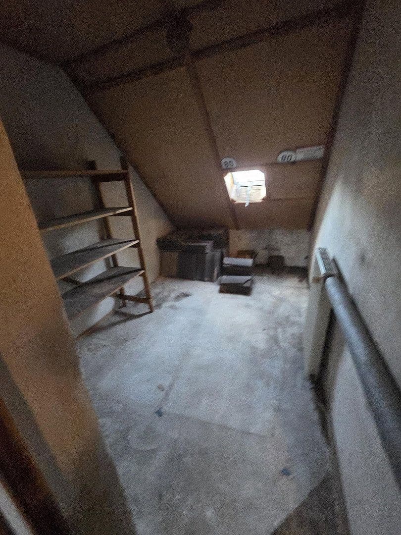 Prodej domu 120 m², pozemek 300 m², Kirchstraße 3, Roßleben-Wiehe, Durynsko Prodej domu 120 m², pozemek 300 m², Kirchstraße 3, Roßleben-Wiehe, Durynsko