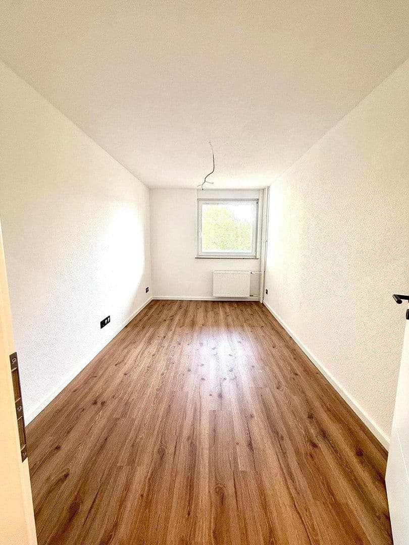 Prodej bytu 3+1 83 m², Im Blumengarten 1, Pforzheim, Bádensko-Württembersko Prodej bytu 3+1 83 m², Im Blumengarten 1, Pforzheim, Bádensko-Württembersko
