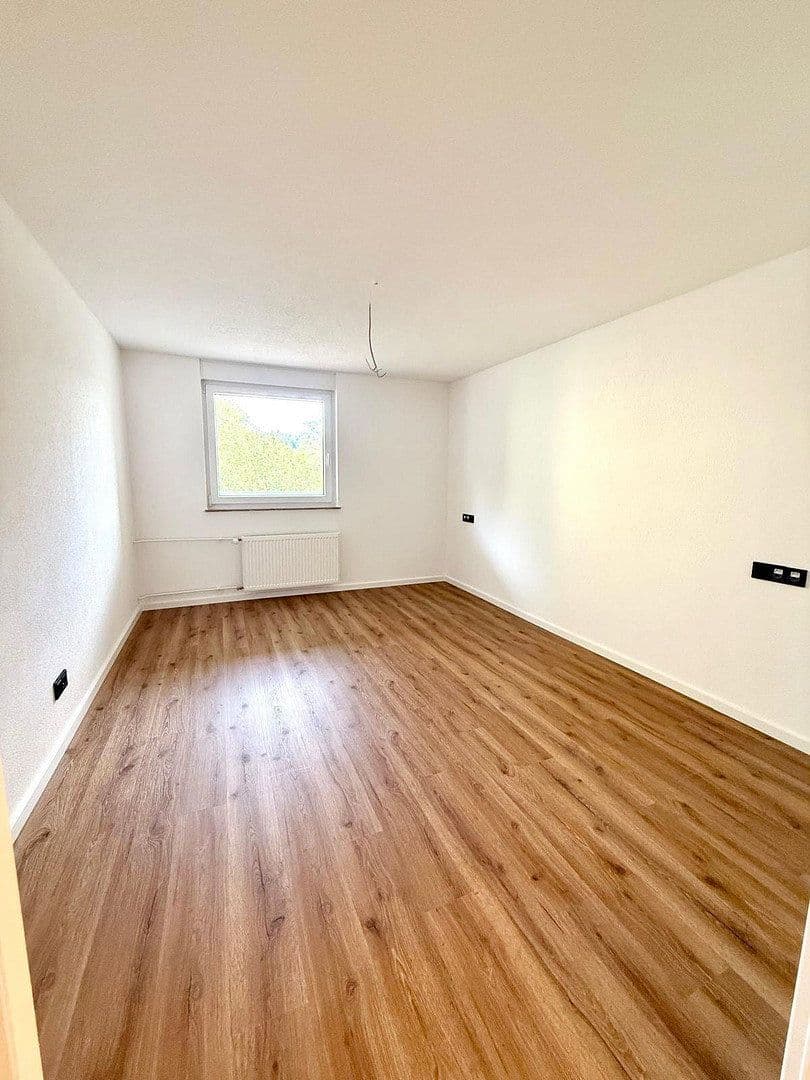 Prodej bytu 3+1 83 m², Im Blumengarten 1, Pforzheim, Bádensko-Württembersko Prodej bytu 3+1 83 m², Im Blumengarten 1, Pforzheim, Bádensko-Württembersko