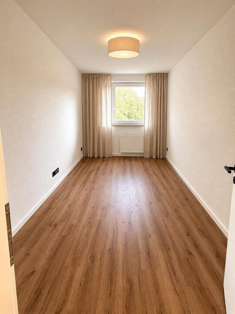 Prodej bytu 3+1 83 m², Im Blumengarten 1, Pforzheim, Bádensko-Württembersko Prodej bytu 3+1 83 m², Im Blumengarten 1, Pforzheim, Bádensko-Württembersko