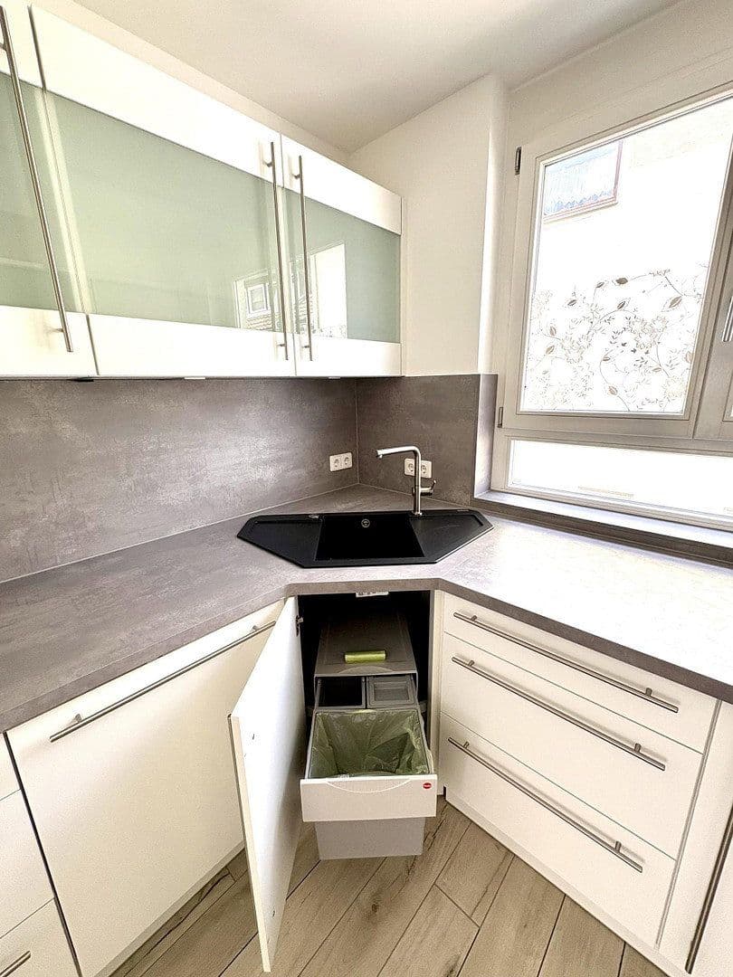 Prodej bytu 3+1 78 m², Obere Reithausstr. 5, Ludwigsburg, Bádensko-Württembersko Prodej bytu 3+1 78 m², Obere Reithausstr. 5, Ludwigsburg, Bádensko-Württembersko