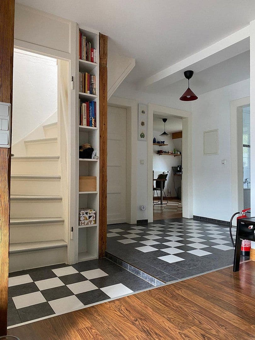 Prodej domu 240 m², pozemek 371 m², Duisburg - Nordrhein-Westfalen, Severní Porýní-Vestfálsko Prodej domu 240 m², pozemek 371 m², Duisburg - Nordrhein-Westfalen, Severní Porýní-Vestfálsko
