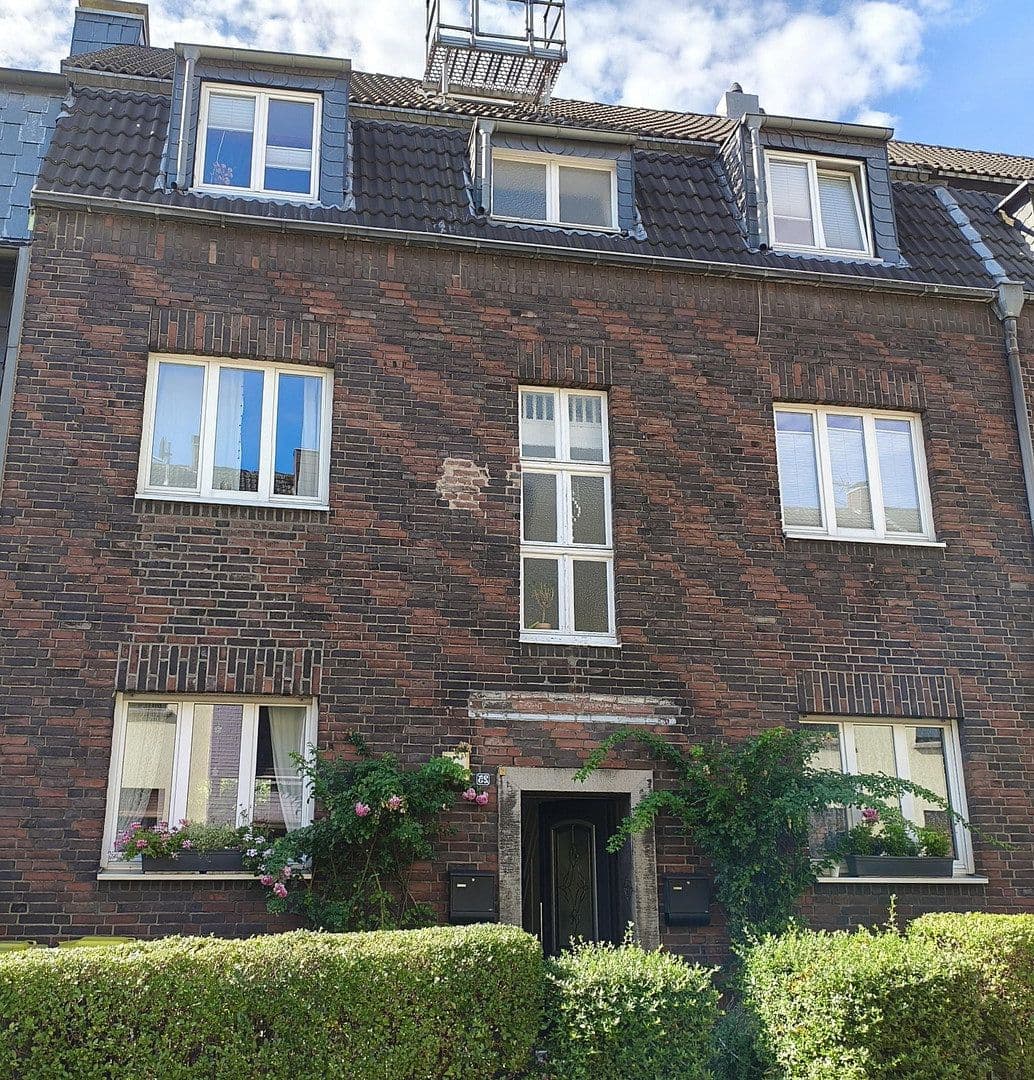 Prodej domu 240 m², pozemek 371 m², Duisburg - Nordrhein-Westfalen, Severní Porýní-Vestfálsko Prodej domu 240 m², pozemek 371 m², Duisburg - Nordrhein-Westfalen, Severní Porýní-Vestfálsko