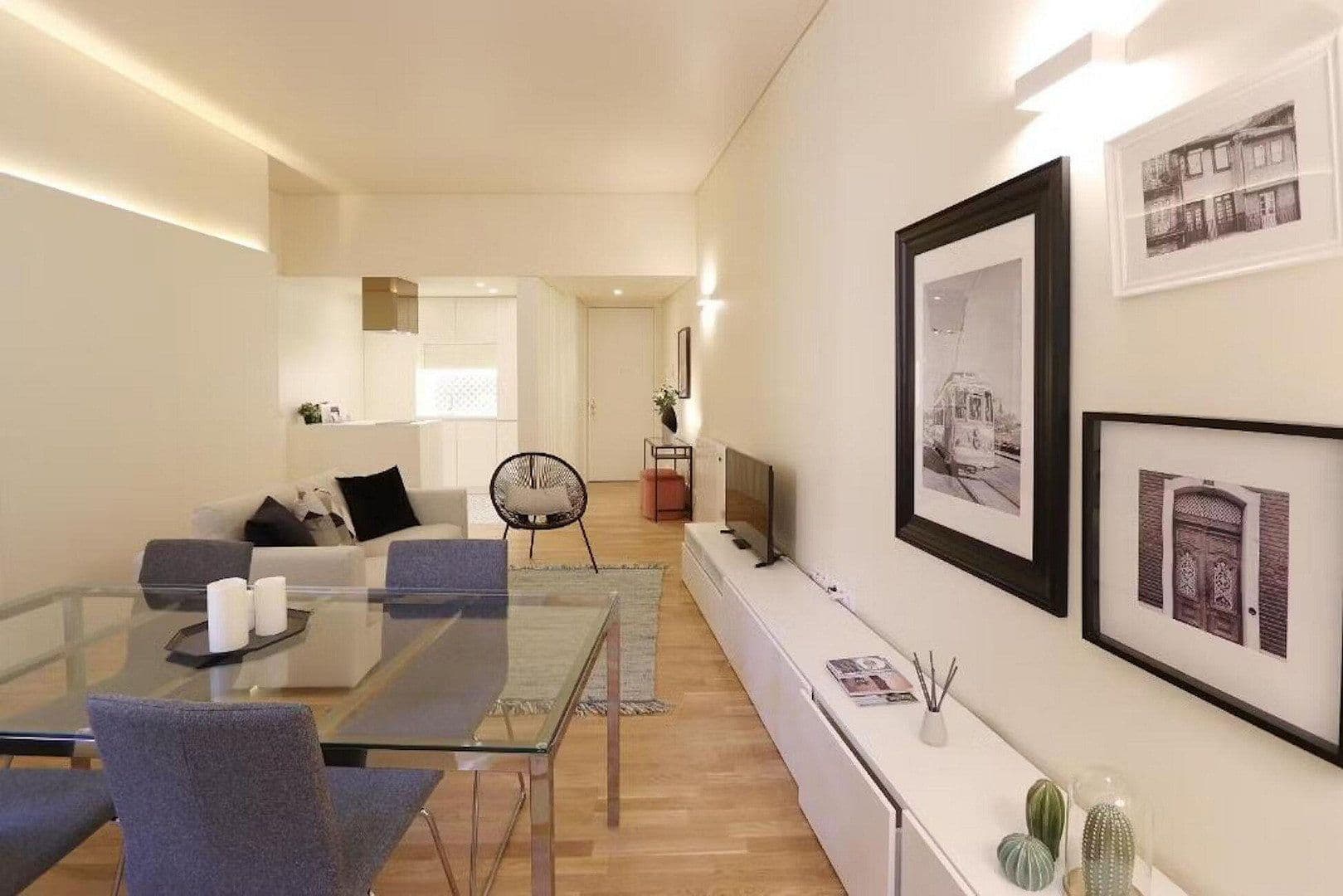 Pronájem bytu 3+1 51 m², Hochfeldstraße 28-1, Hochfeld, Bavorsko Pronájem bytu 3+1 51 m², Hochfeldstraße 28-1, Hochfeld, Bavorsko