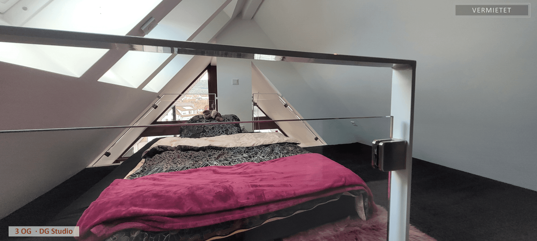 Prodej domu 388 m², pozemek 525 m², Dalkinger Straße 10, Westhausen, Bádensko-Württembersko Prodej domu 388 m², pozemek 525 m², Dalkinger Straße 10, Westhausen, Bádensko-Württembersko