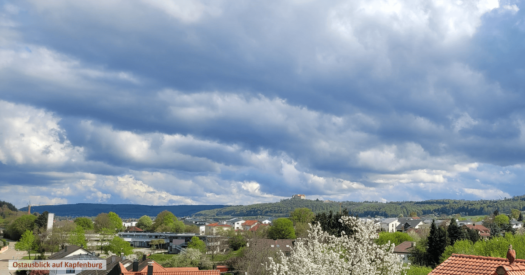 Prodej domu 388 m², pozemek 525 m², Dalkinger Straße 10, Westhausen, Bádensko-Württembersko Prodej domu 388 m², pozemek 525 m², Dalkinger Straße 10, Westhausen, Bádensko-Württembersko