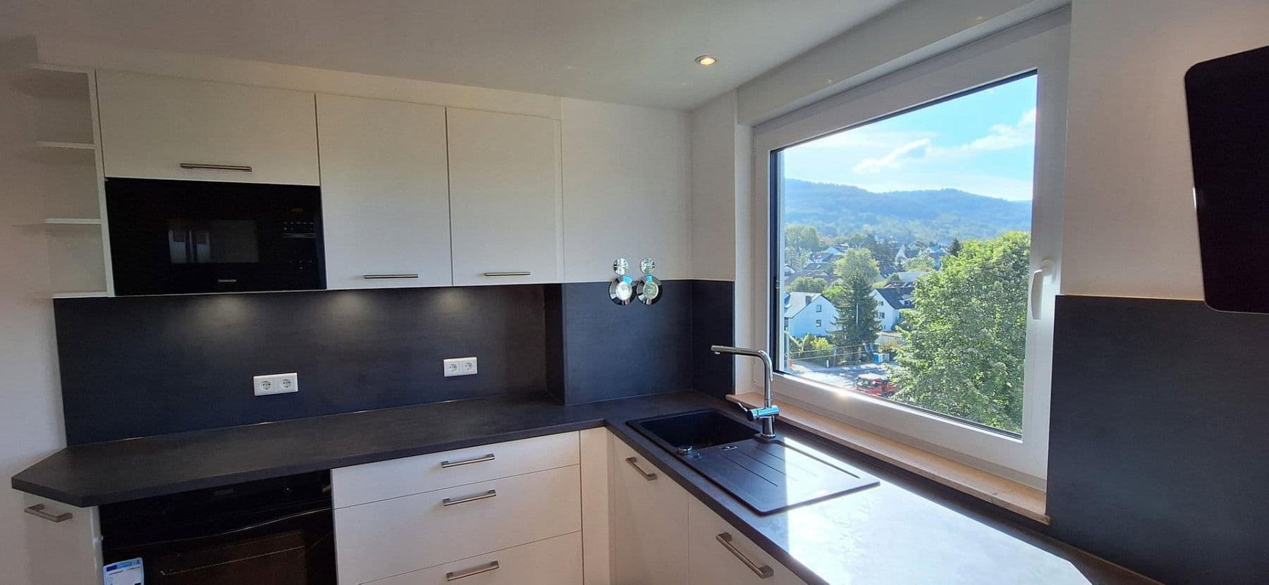 Prodej bytu 4+1 107 m², Heidelberg, Bádensko-Württembersko Prodej bytu 4+1 107 m², Heidelberg, Bádensko-Württembersko