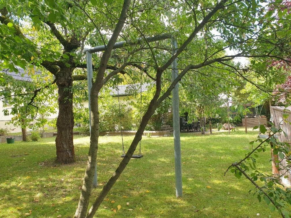 Prodej domu 313 m², pozemek 1.000 m², Ernst-Thälmann-Str. 8, Bad Belzig, Braniborsko Prodej domu 313 m², pozemek 1.000 m², Ernst-Thälmann-Str. 8, Bad Belzig, Braniborsko