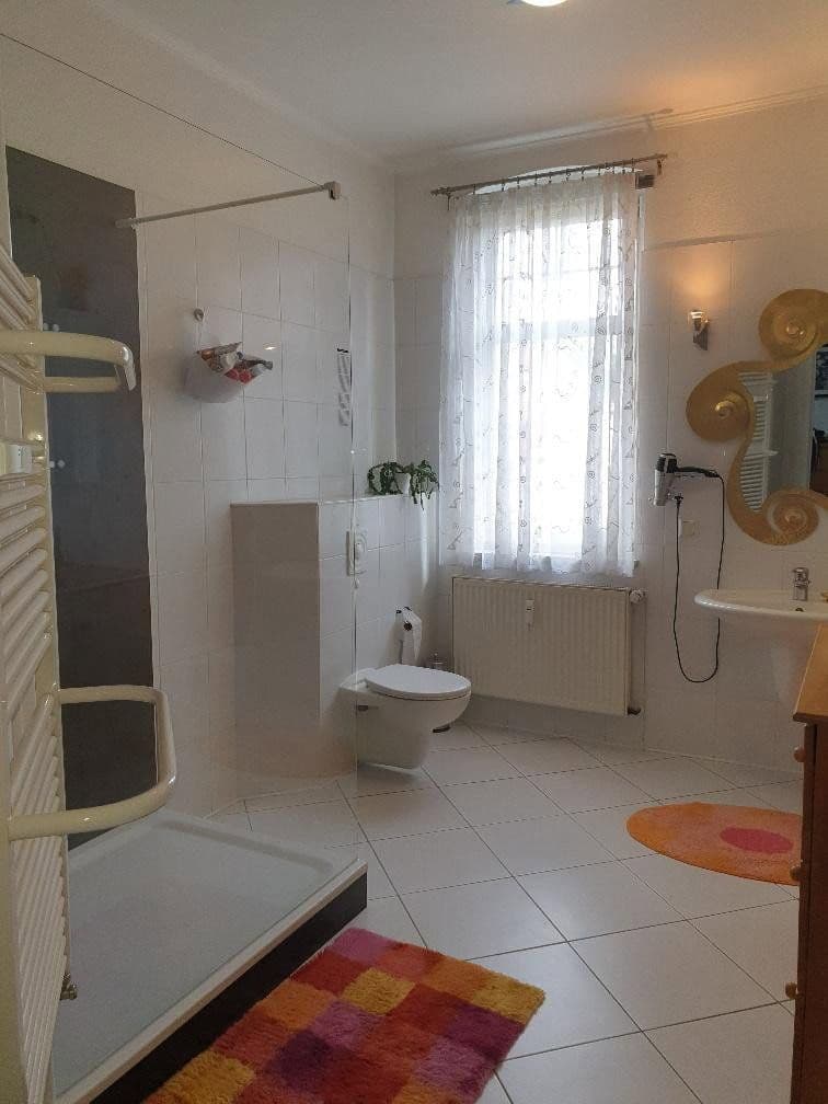 Prodej domu 313 m², pozemek 1.000 m², Ernst-Thälmann-Str. 8, Bad Belzig, Braniborsko Prodej domu 313 m², pozemek 1.000 m², Ernst-Thälmann-Str. 8, Bad Belzig, Braniborsko