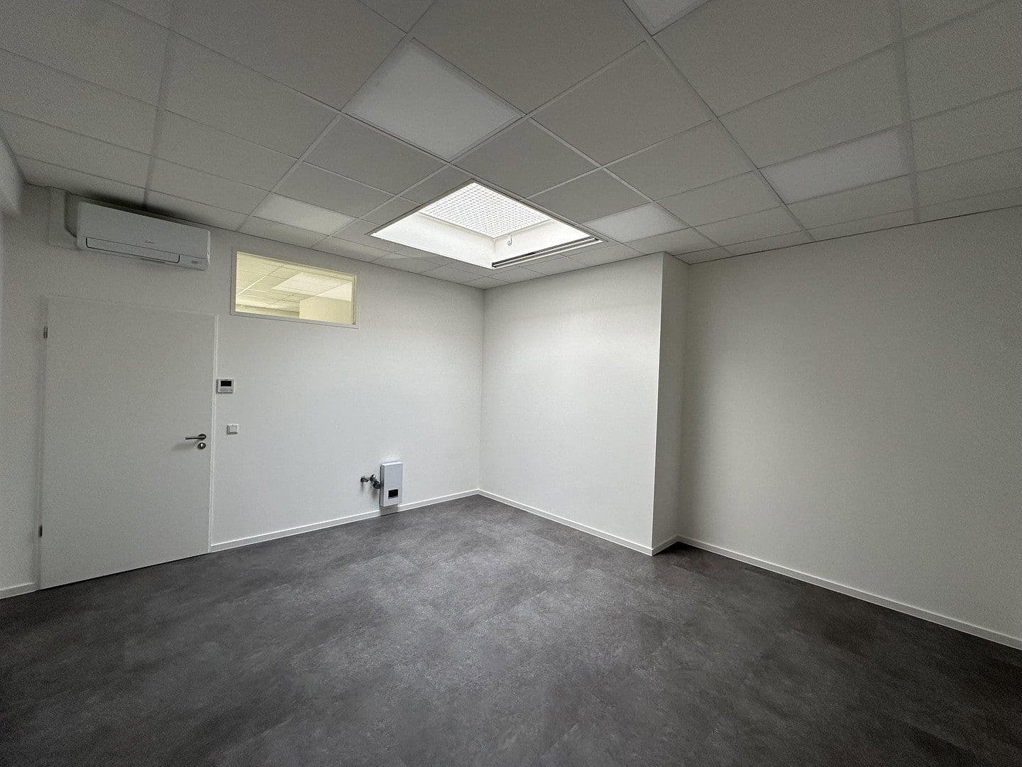 Pronájem kanceláře 253 m², Karl-Schurz-Straße, Paderborn, Severní Porýní-Vestfálsko Pronájem kanceláře 253 m², Karl-Schurz-Straße, Paderborn, Severní Porýní-Vestfálsko