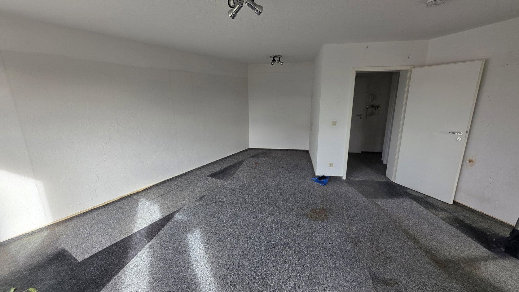 Prodej bytu 2+1 54 m², Am alten Flugfeld 86, Leipzig-Lindenthal, Sasko Prodej bytu 2+1 54 m², Am alten Flugfeld 86, Leipzig-Lindenthal, Sasko