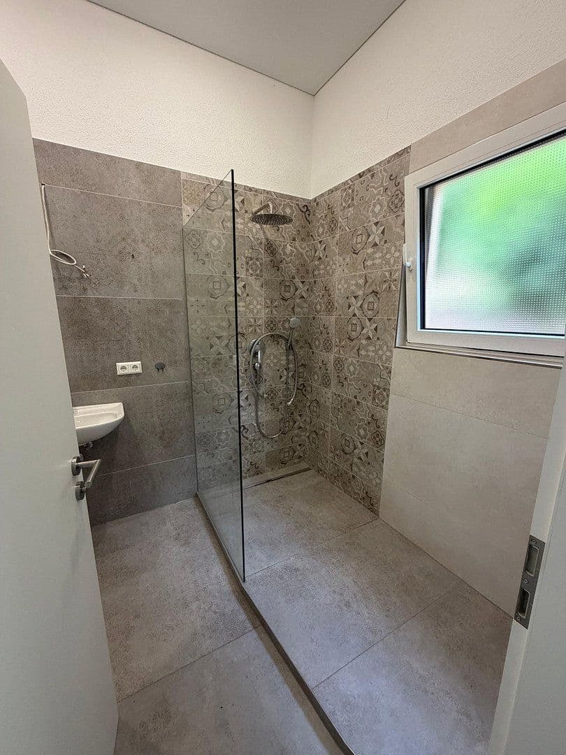 Pronájem bytu 2+1 65 m², Wildbader Str. 39, Neuenbürg, Bádensko-Württembersko Pronájem bytu 2+1 65 m², Wildbader Str. 39, Neuenbürg, Bádensko-Württembersko