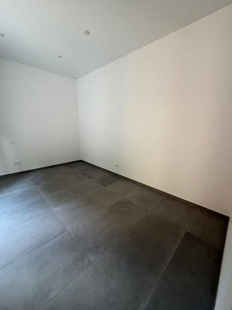 Pronájem bytu 2+1 65 m², Wildbader Str. 39, Neuenbürg, Bádensko-Württembersko Pronájem bytu 2+1 65 m², Wildbader Str. 39, Neuenbürg, Bádensko-Württembersko