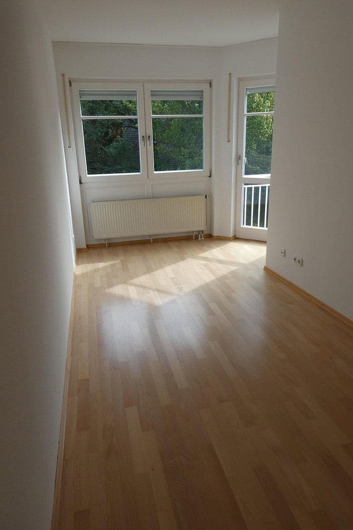 Prodej domu 170 m², pozemek 297 m², Pläntschweg 23, München, Bavorsko Prodej domu 170 m², pozemek 297 m², Pläntschweg 23, München, Bavorsko
