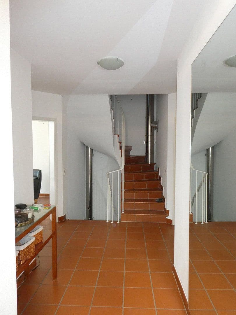 Prodej domu 170 m², pozemek 297 m², Pläntschweg 23, München, Bavorsko Prodej domu 170 m², pozemek 297 m², Pläntschweg 23, München, Bavorsko