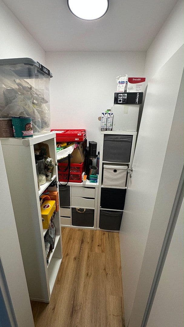 Pronájem bytu 5+1 70 m², Remscheid - Lennep, Severní Porýní-Vestfálsko Pronájem bytu 5+1 70 m², Remscheid - Lennep, Severní Porýní-Vestfálsko