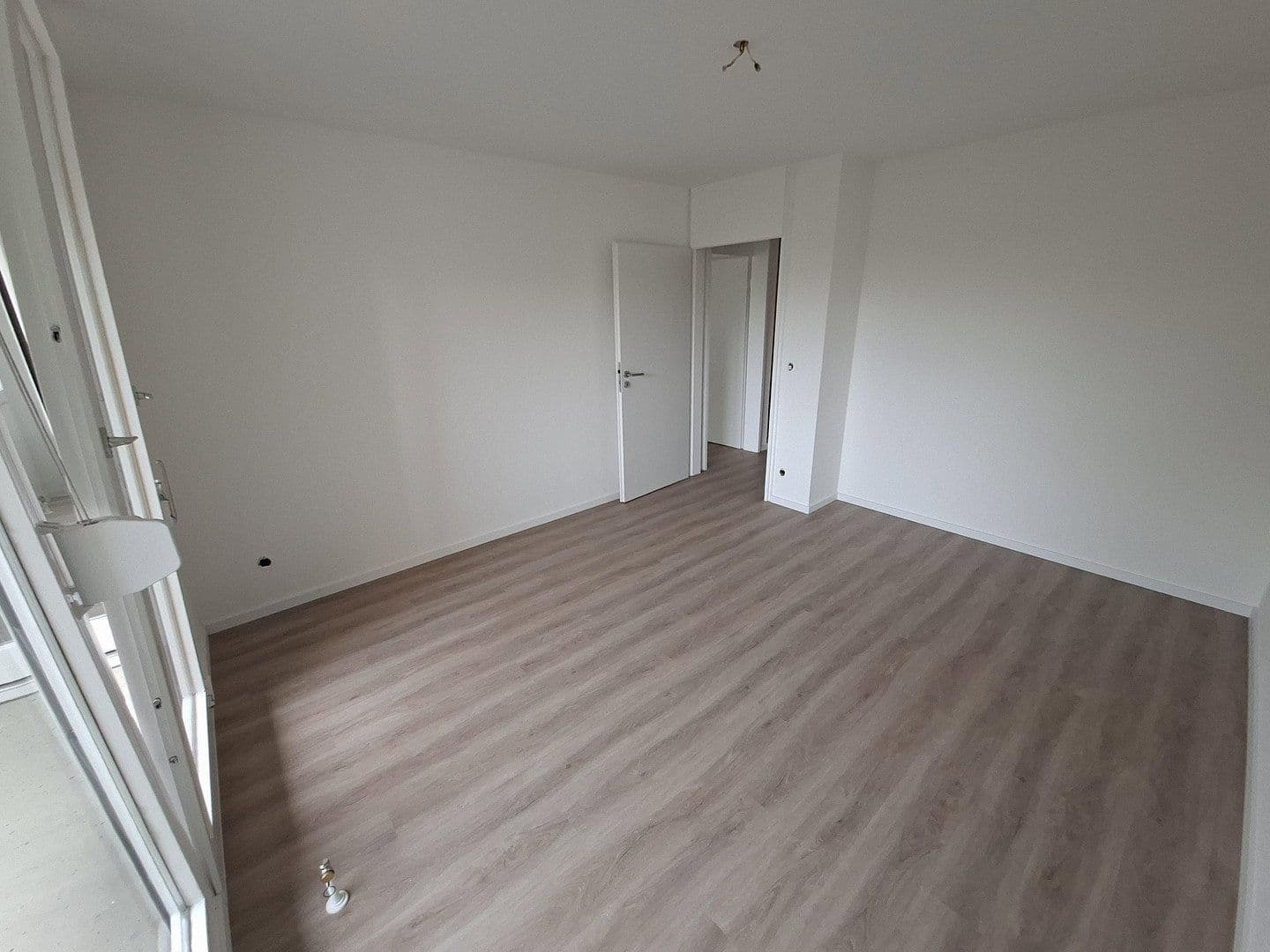 Pronájem bytu 2+1 53 m², Oberschleißheim, Bavorsko Pronájem bytu 2+1 53 m², Oberschleißheim, Bavorsko